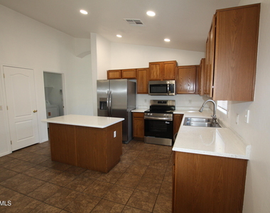 25735 W Elwood Street - Photo Thumbnail 6
