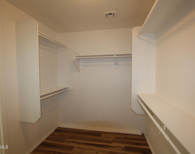 25735 W Elwood Street - Photo Thumbnail 24