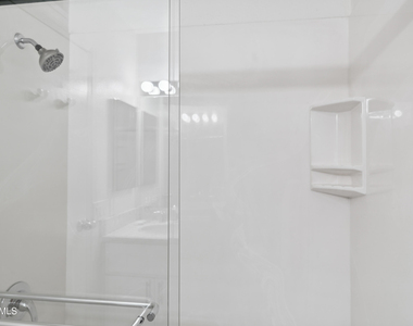 7306 E Rancho Vista Drive - Photo Thumbnail 11