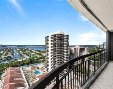 4000 N Ocean Drive - Photo Thumbnail 40