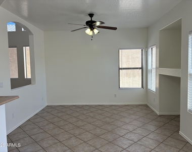 1909 N 106th Lane - Photo Thumbnail 8