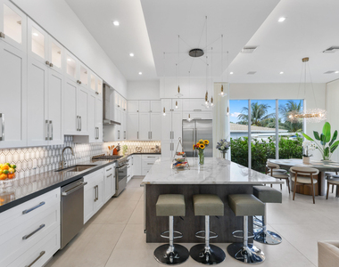 333 S Swinton Avenue - Photo Thumbnail 19