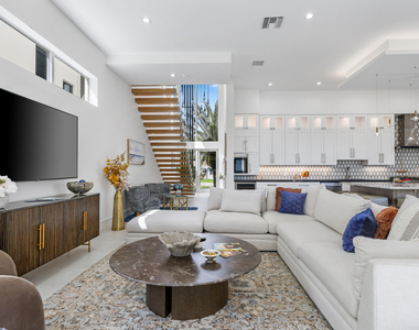 333 S Swinton Avenue - Photo Thumbnail 13