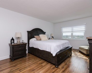2500 Ne 48th Lane - Photo Thumbnail 24
