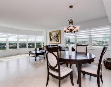 2500 Ne 48th Lane - Photo Thumbnail 23