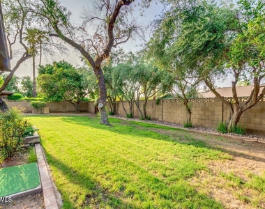 1536 E Gemini Drive - Photo Thumbnail 36