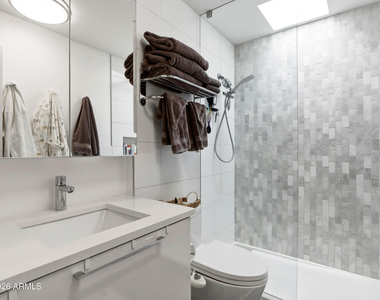4411 N 40th Street - Photo Thumbnail 16