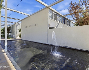 4411 N 40th Street - Photo Thumbnail 2
