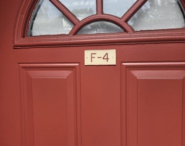 3062 Riverside Drive - Photo Thumbnail 2