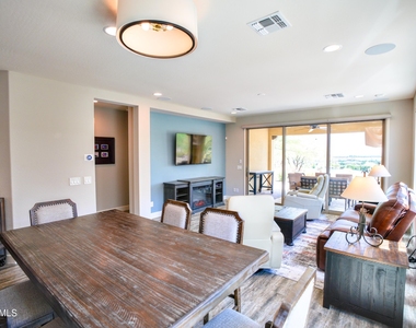 3261 Huckleberry Way - Photo Thumbnail 7