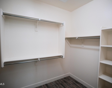 3261 Huckleberry Way - Photo Thumbnail 20