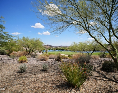 3261 Huckleberry Way - Photo Thumbnail 12