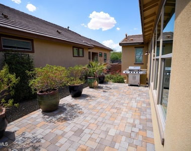 3261 Huckleberry Way - Photo Thumbnail 13