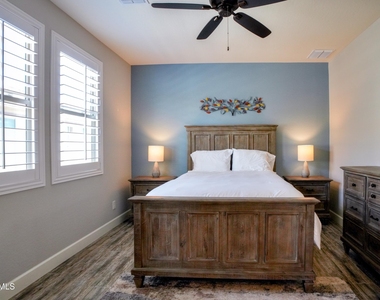 3261 Huckleberry Way - Photo Thumbnail 21