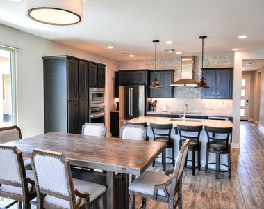 3261 Huckleberry Way - Photo Thumbnail 5