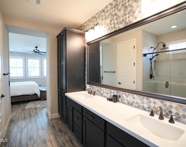 3261 Huckleberry Way - Photo Thumbnail 18