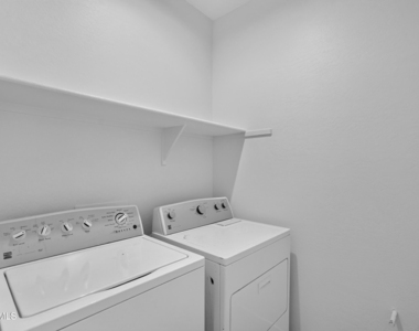 293 W Salali Trail - Photo Thumbnail 26