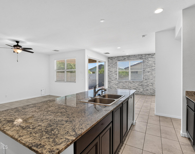 293 W Salali Trail - Photo Thumbnail 11