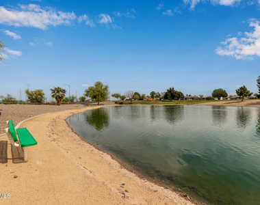 11437 W Lakeshore Drive - Photo Thumbnail 15
