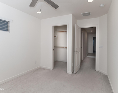 6018 W Hartford Court - Photo Thumbnail 24