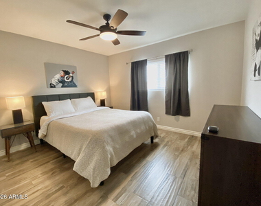 2303 S Cottonwood Drive - Photo Thumbnail 2