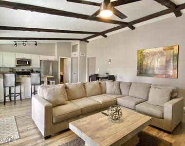 2303 S Cottonwood Drive - Photo Thumbnail 3