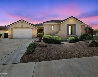 16195 W Glenrosa Avenue - Photo Thumbnail 1
