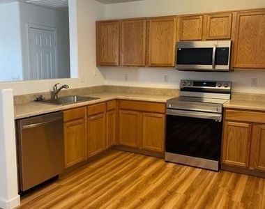 5569 E Lush Vista View - Photo Thumbnail 8