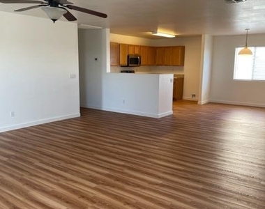 5569 E Lush Vista View - Photo Thumbnail 3