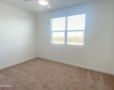 2760 W Stradling Avenue - Photo Thumbnail 28