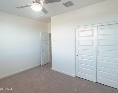 2760 W Stradling Avenue - Photo Thumbnail 30