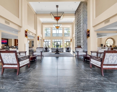 8 Biltmore Estate - Photo Thumbnail 18