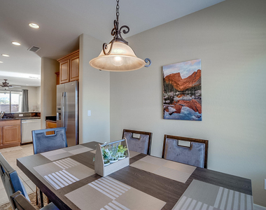26731 W Pontiac Drive - Photo Thumbnail 16