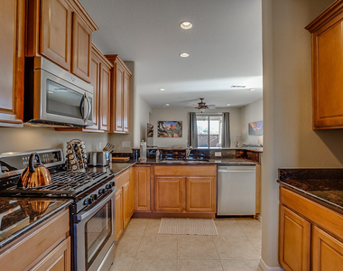 26731 W Pontiac Drive - Photo Thumbnail 19