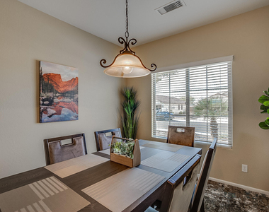 26731 W Pontiac Drive - Photo Thumbnail 15
