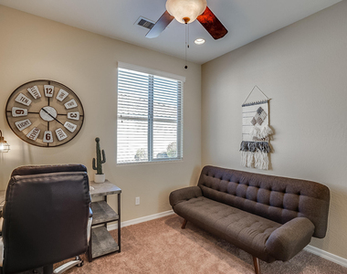 26731 W Pontiac Drive - Photo Thumbnail 31