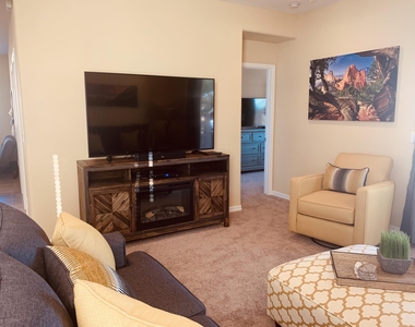 26731 W Pontiac Drive - Photo Thumbnail 21