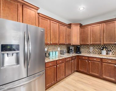 2695 E Rakestraw Lane - Photo Thumbnail 25