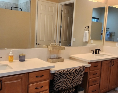 20493 N 264th Avenue - Photo Thumbnail 11