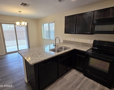 6063 E Sotol Drive - Photo Thumbnail 7