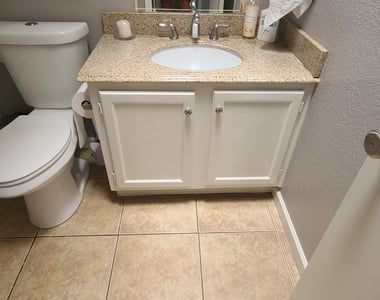 1126 E Charleston Avenue - Photo Thumbnail 17