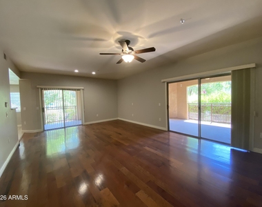 16801 N 94th Street - Photo Thumbnail 2