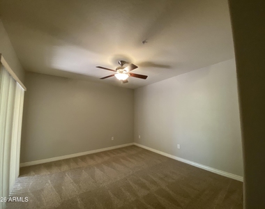 16801 N 94th Street - Photo Thumbnail 9