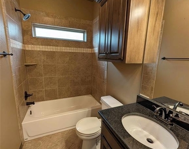 6405 Bent Wood Drive - Photo Thumbnail 17
