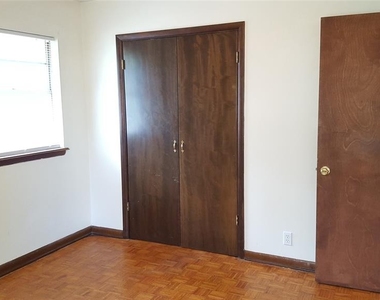 1508 Southern Heights Avenue - Photo Thumbnail 27