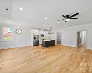 1331 Condon Street - Photo Thumbnail 2