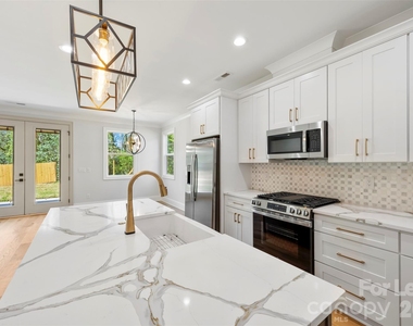 1331 Condon Street - Photo Thumbnail 5