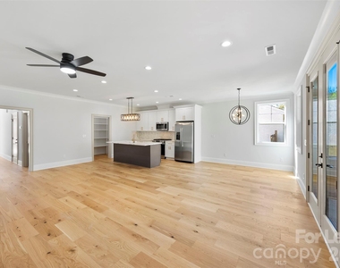 1329 Condon Street - Photo Thumbnail 4