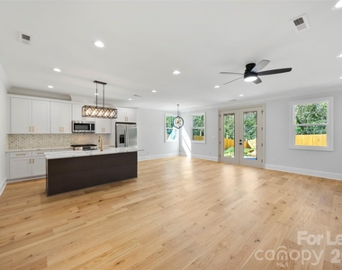 1329 Condon Street - Photo Thumbnail 3