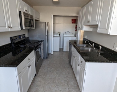 72 Windwood Drive - Photo Thumbnail 4